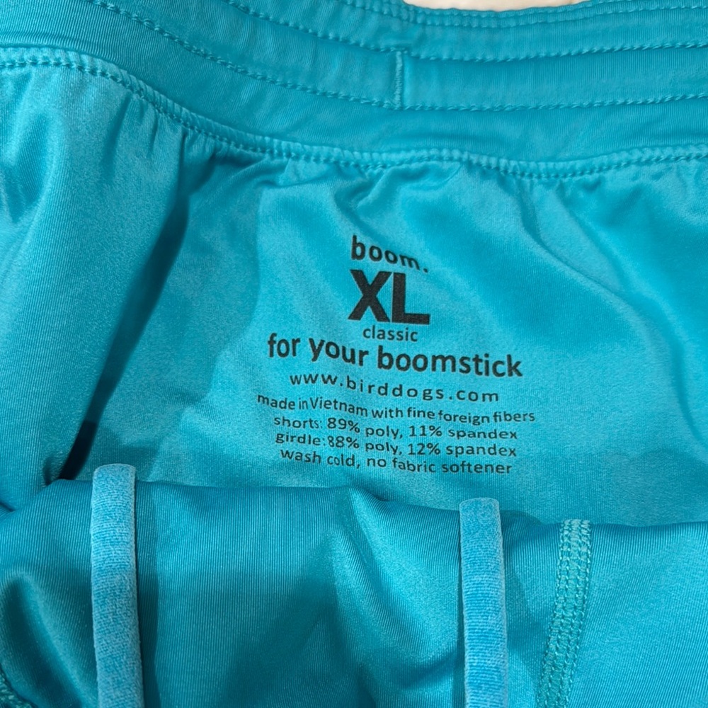GRAY AND BLUE BIRD DOG SHORTS. SIZE XL - Picture 6 of 7